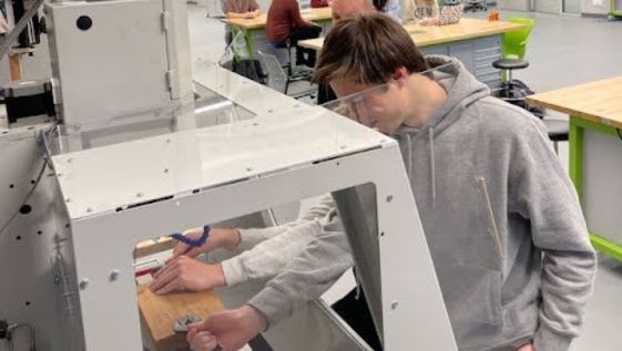 Student in Makerspace